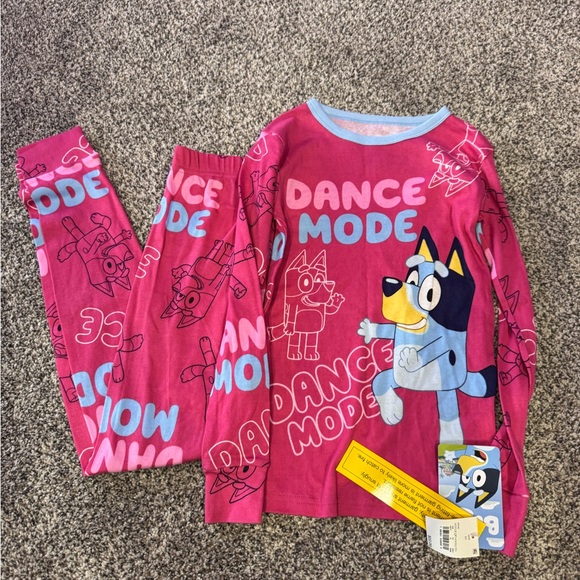 Bluey Pajamas - Picture 1 of 4
